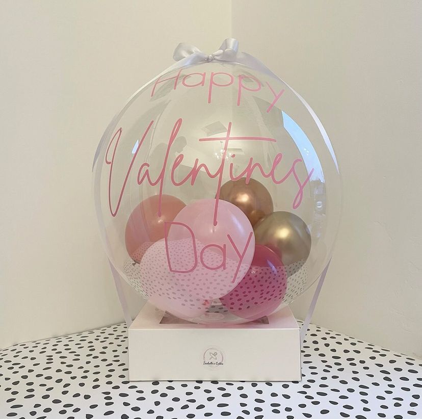 Valentines Balloon & Cupcakes